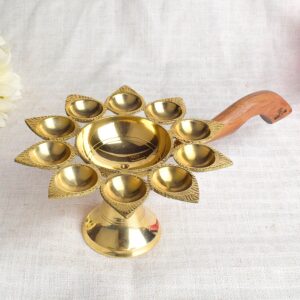 Dasmukhi Arti Diya with Wooden Handle